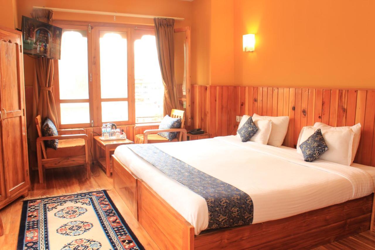 Hotel Khamsum Paro Kültér fotó